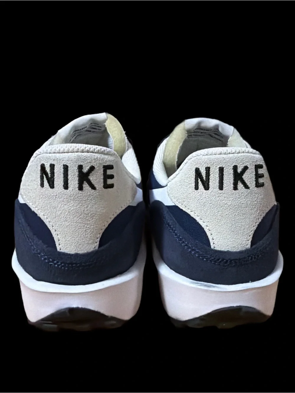 Nike WAFFLE NAV Men’s size 11 Midnight Navy/Obsidian/Thunder